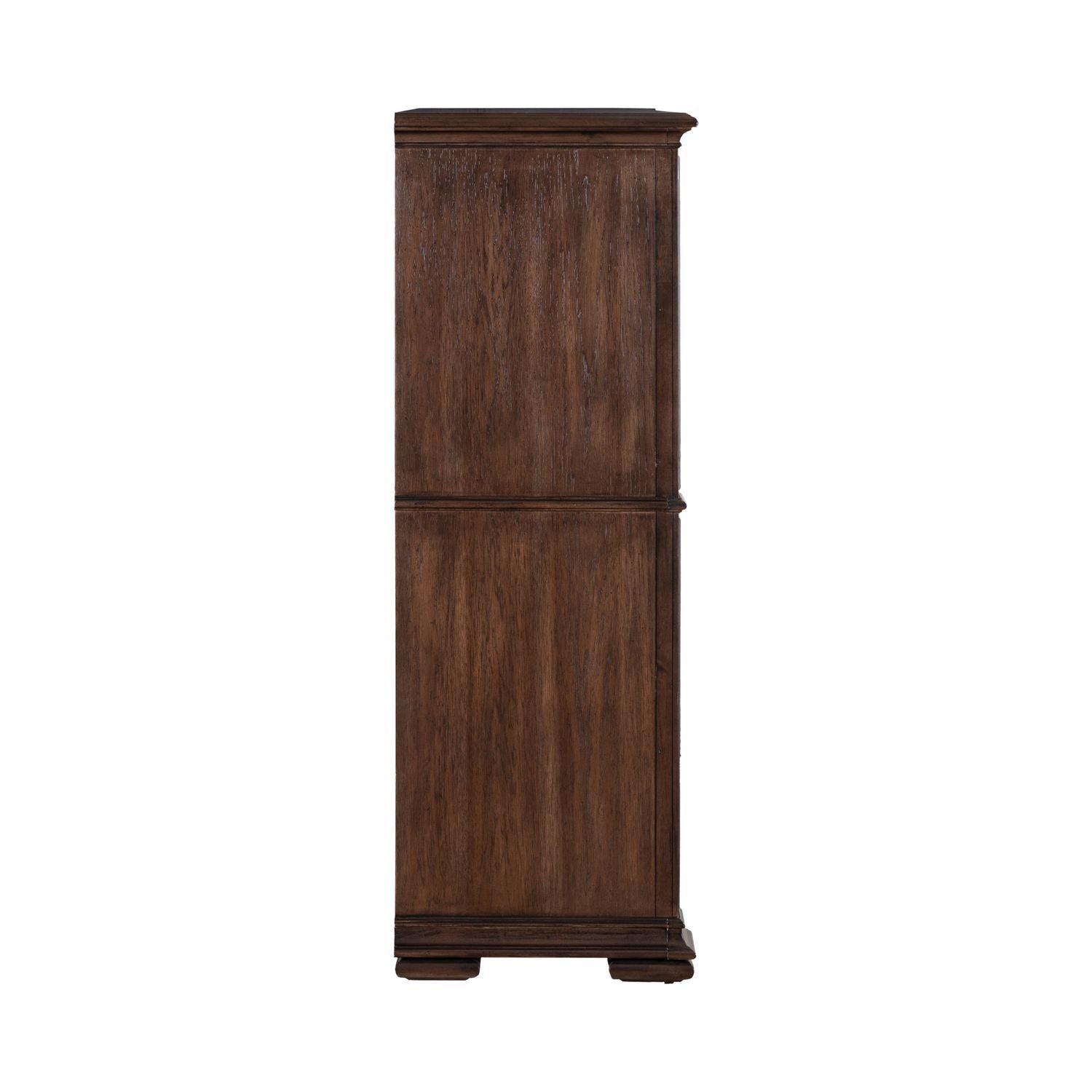 Commode – Chateau Brown — la collection Providence Park témoigne du pouvoir intemporel du design classique