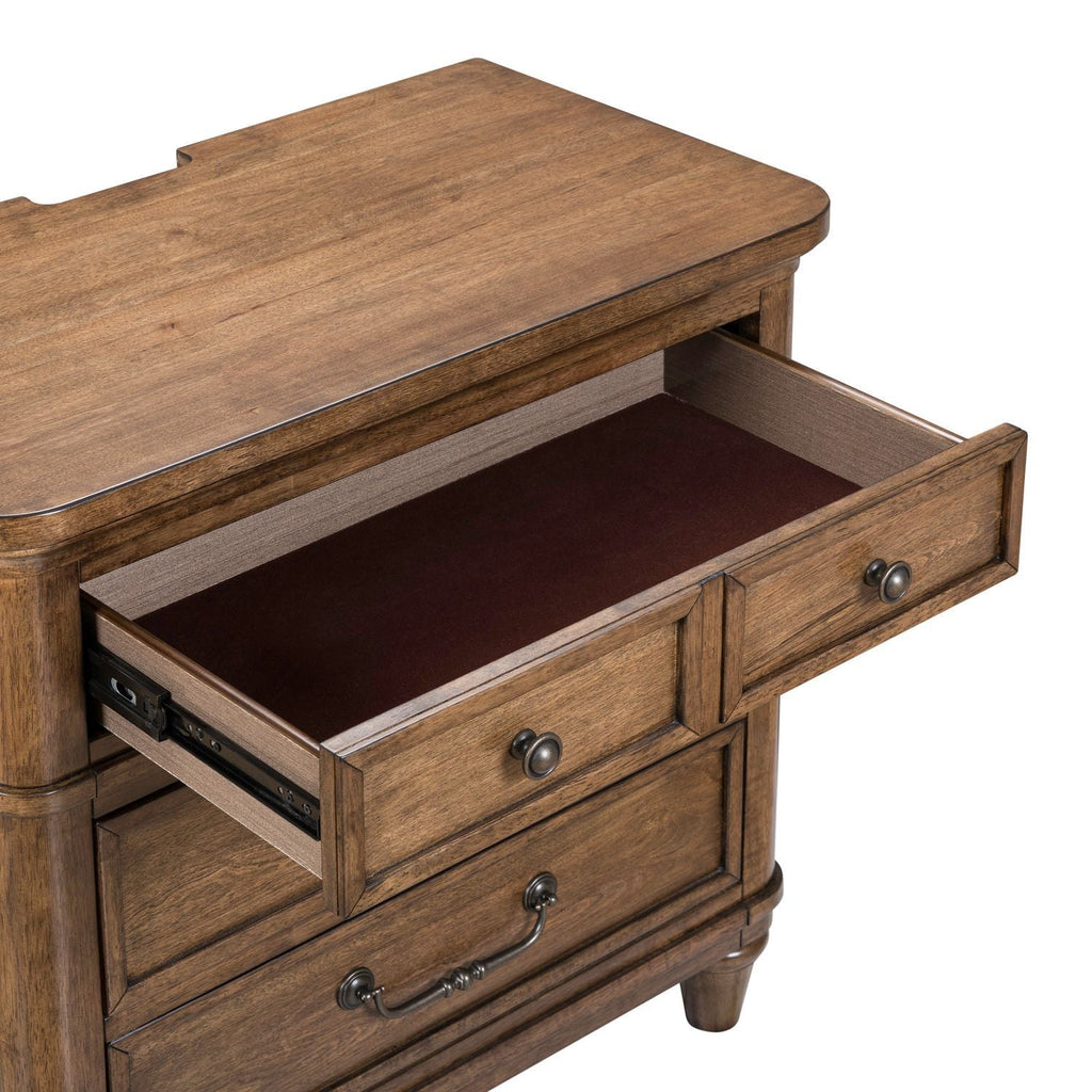 Table de nuit avec station de recharge - Sienna — Traditional Living offre des éléments de design classiques avec un sens du confort