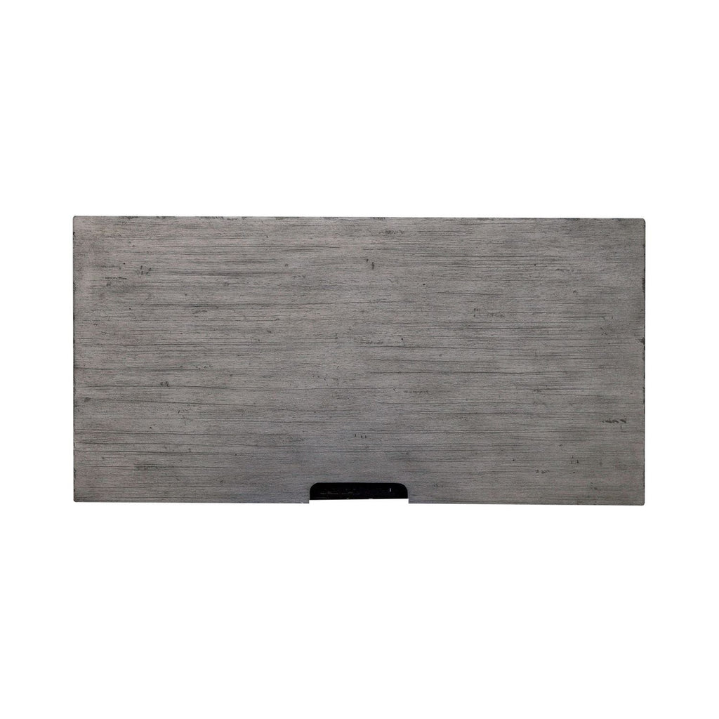 Commode de chevet avec station de recharge — Les façades de tiroir encadrées de bois et les pieds blocs complètent ce look traditionnel.