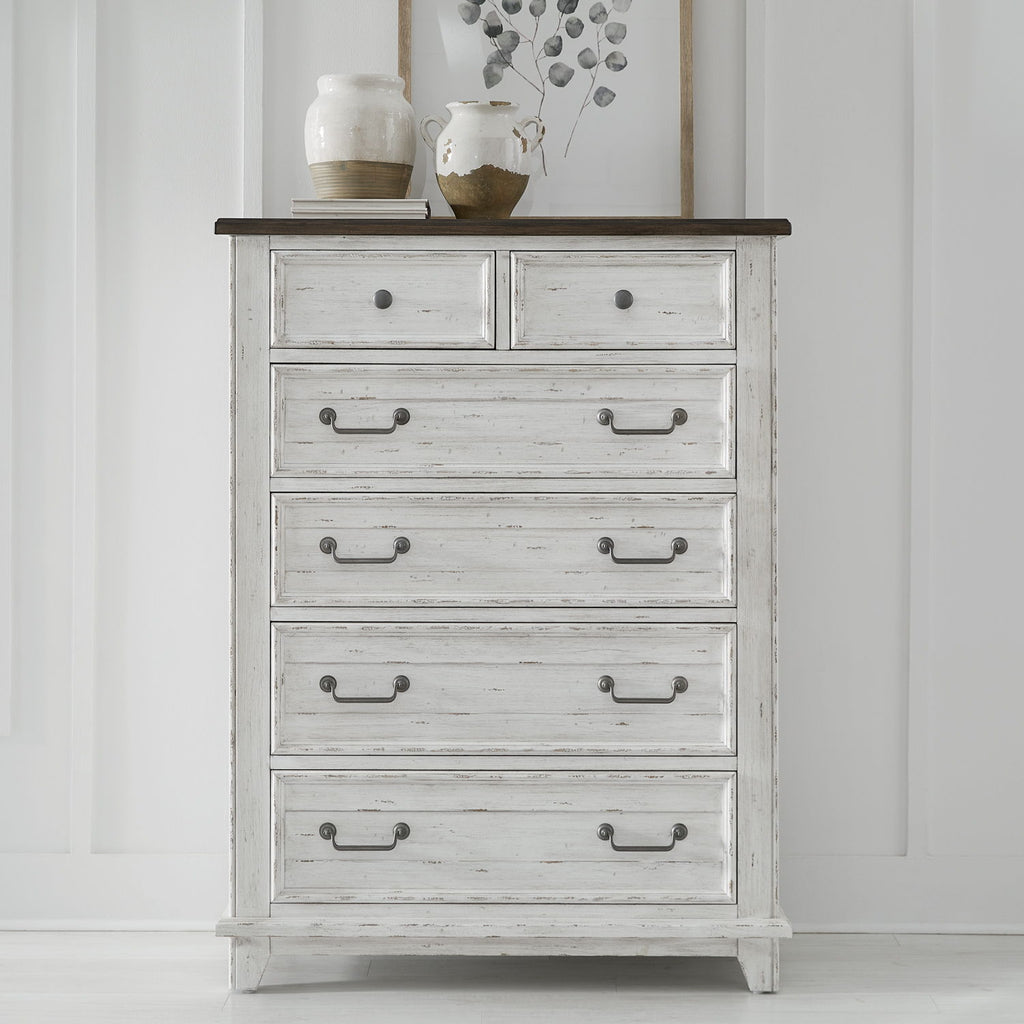 Commode 6 tiroirs - Blanc Riverstone et Tabac — Le style Cottage et Campagne trouve le parfait équilibre entre la vie côtière et une atmosphère douillette
