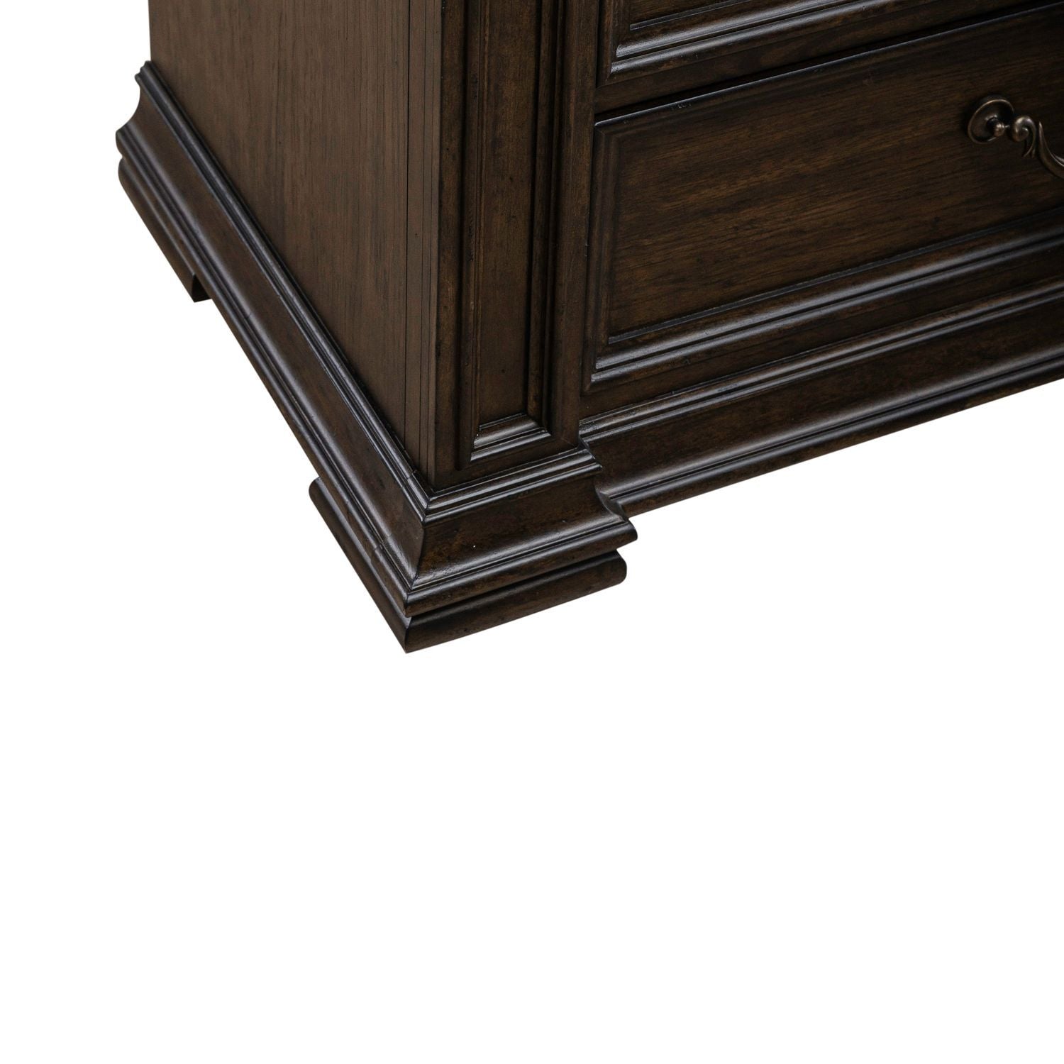 Commode et miroir - Château Marron — la Collection Providence Park reste un témoignage de la puissance durable du design classique