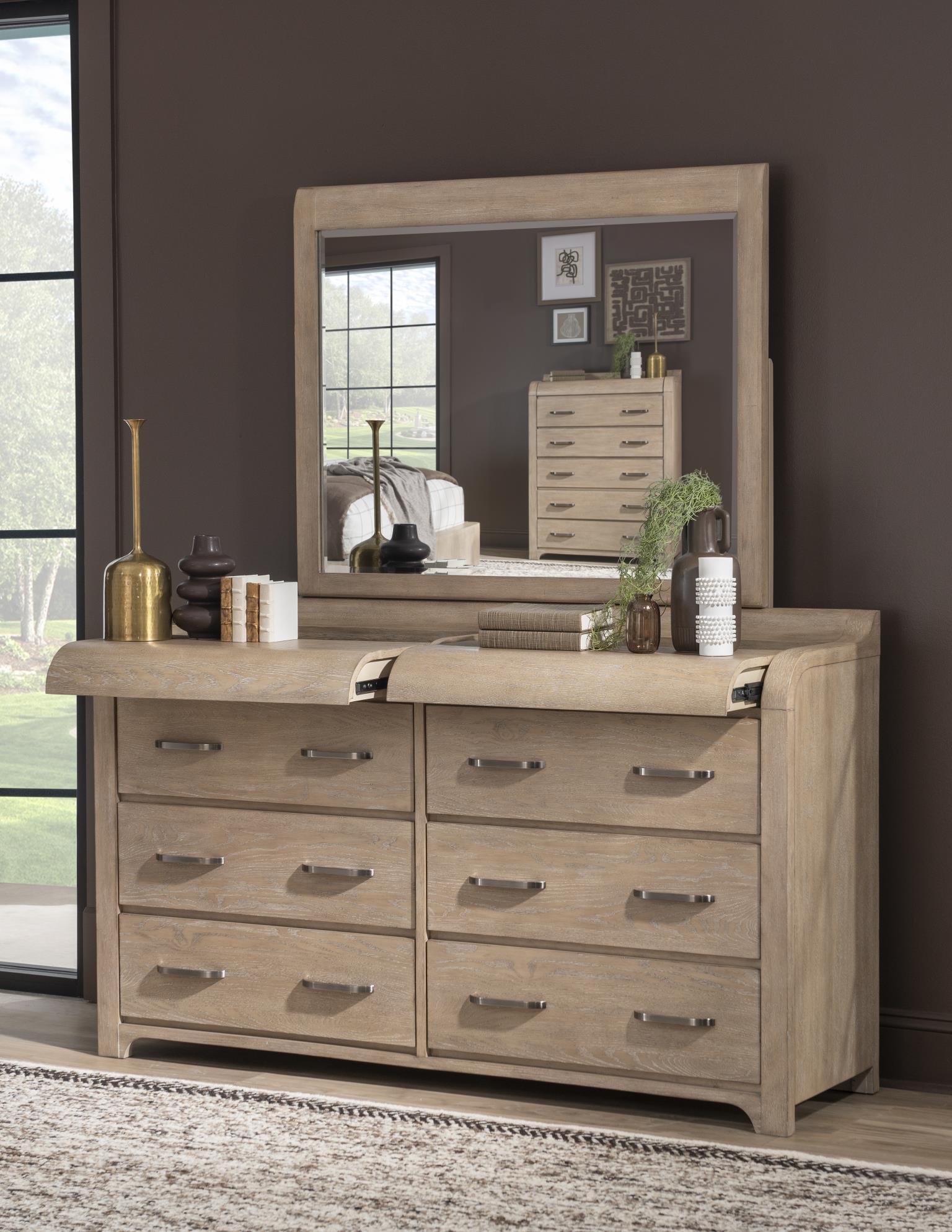 Commode 6 tiroirs - Sandstone — La finition douce Sandstone est accentuée par des poignées en argent brossé, créant une ligne épurée