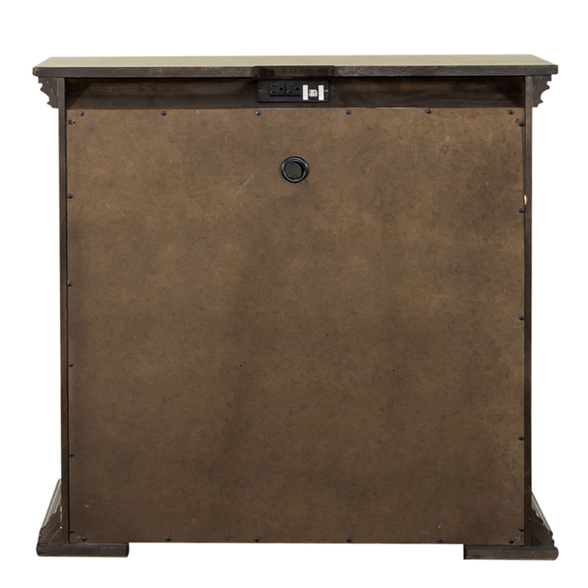 Commode de chevet avec station de recharge — Les façades de tiroir encadrées de bois et les pieds blocs complètent ce look traditionnel.