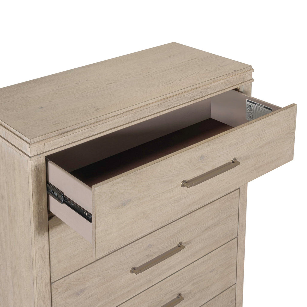Commode 5 tiroirs - Blanc Sanctuary — offre un style de transition alliant des éléments traditionnels et contemporains