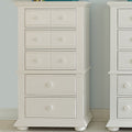 Commode à lingerie – Blanc huître — Summer House présente le meilleur style chalet avec des accents de panneaux persiennes dans une finition blanc huître