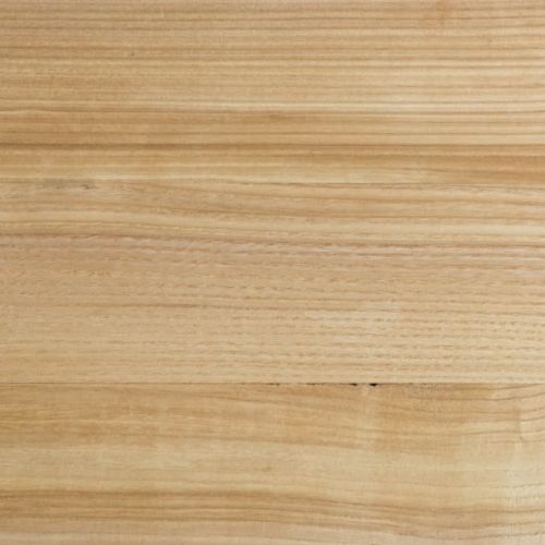 Commode à six tiroirs — Les tons de bois naturels et les lignes épurées de cette commode reflètent votre style décontracté.