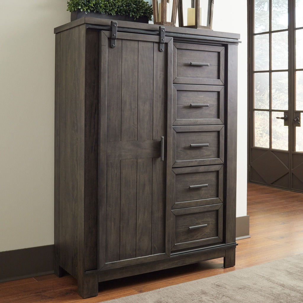 Commode à portes coulissantes – Marron vieilli – contemporain – Un mélange de matériaux aux finitions vieillies et aux tissus texturés.