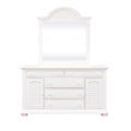 Commode et miroir - Blanc — La maison d'été représente le meilleur du style chalet avec des accents de panneaux persiennés dans une finition blanc cassé.