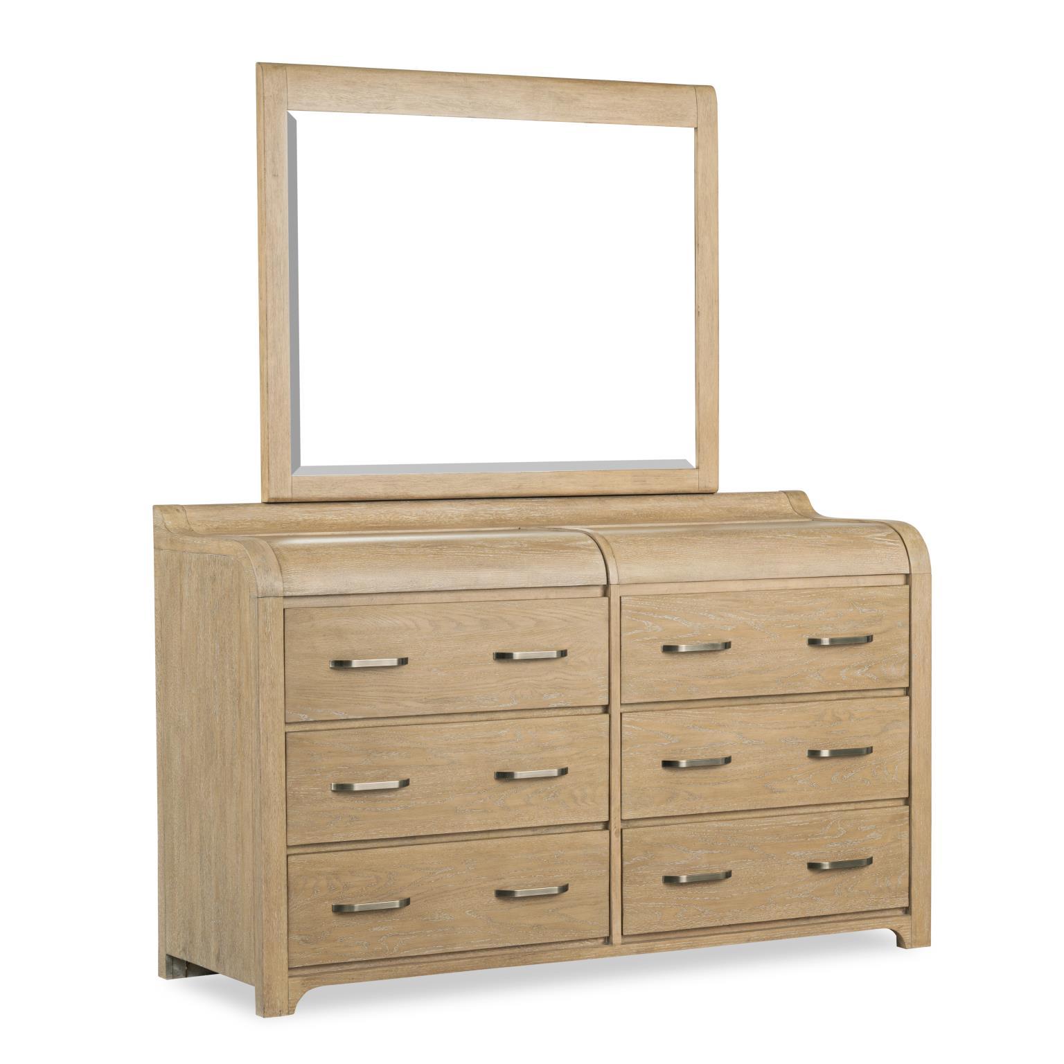 Commode 6 tiroirs - Sandstone — La finition douce Sandstone est accentuée par des poignées en argent brossé, créant une ligne épurée