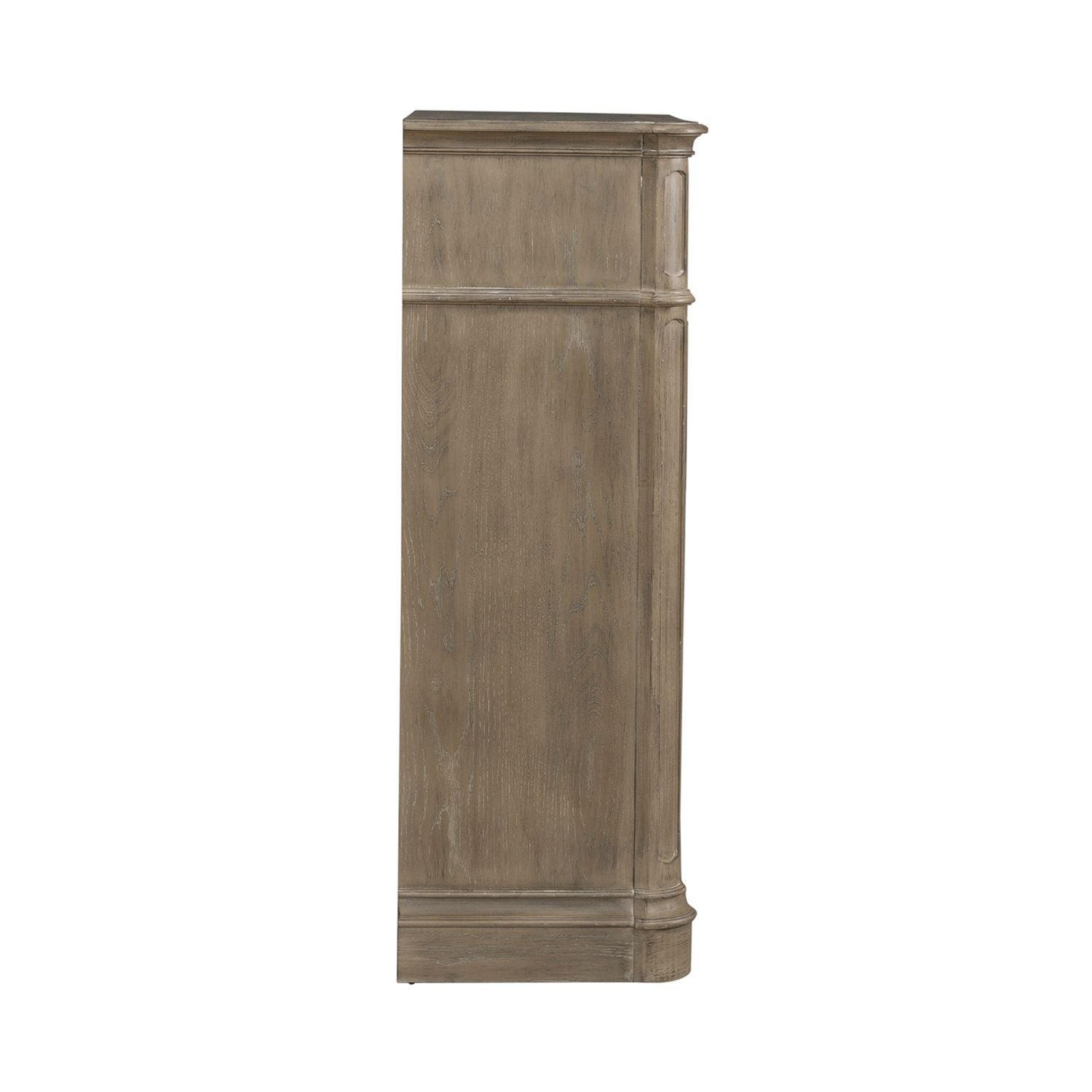 Commode 5 tiroirs — Des finitions antiques chaleureuses et un vieillissement artistique, associés à des dimensions généreuses, un ensemble à transmettre de génération en génération