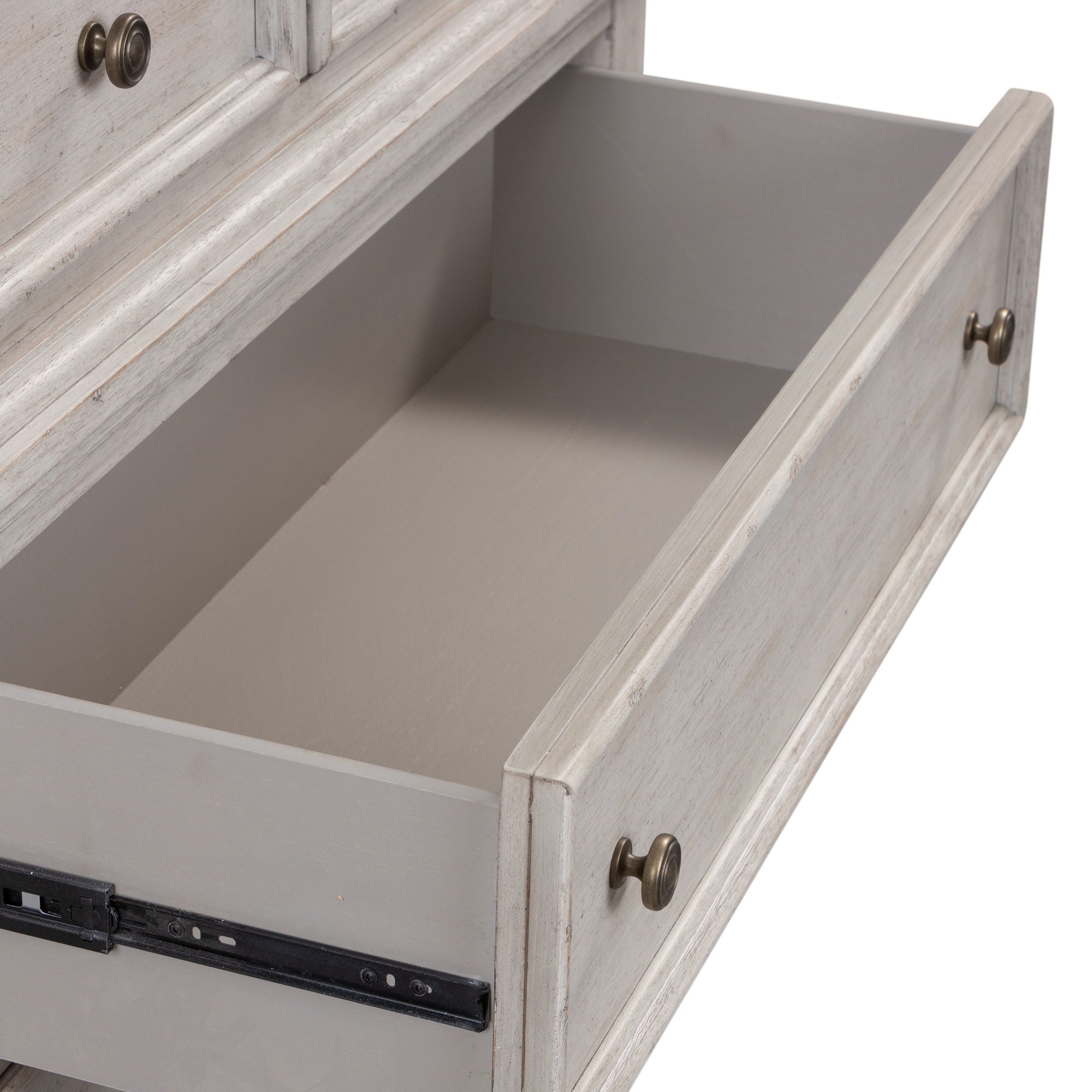 Commode 5 tiroirs – Blanc vieilli / Plateaux Tabac — un ajout de style décontracté pour un look classique à l'ambiance décontractée