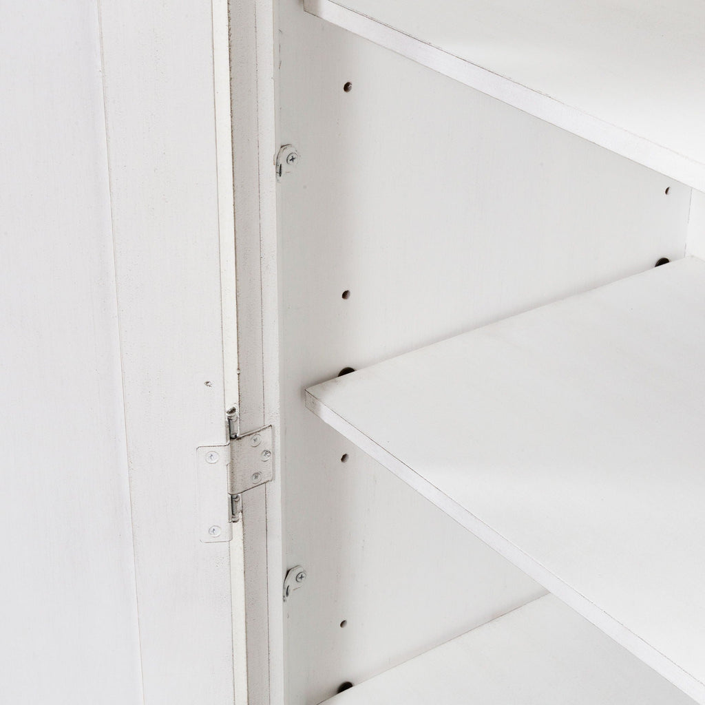 Maître-coffre – Blanc antique — Le mélange d'influences européennes crée un style vraiment unique pour tout espace de vie
