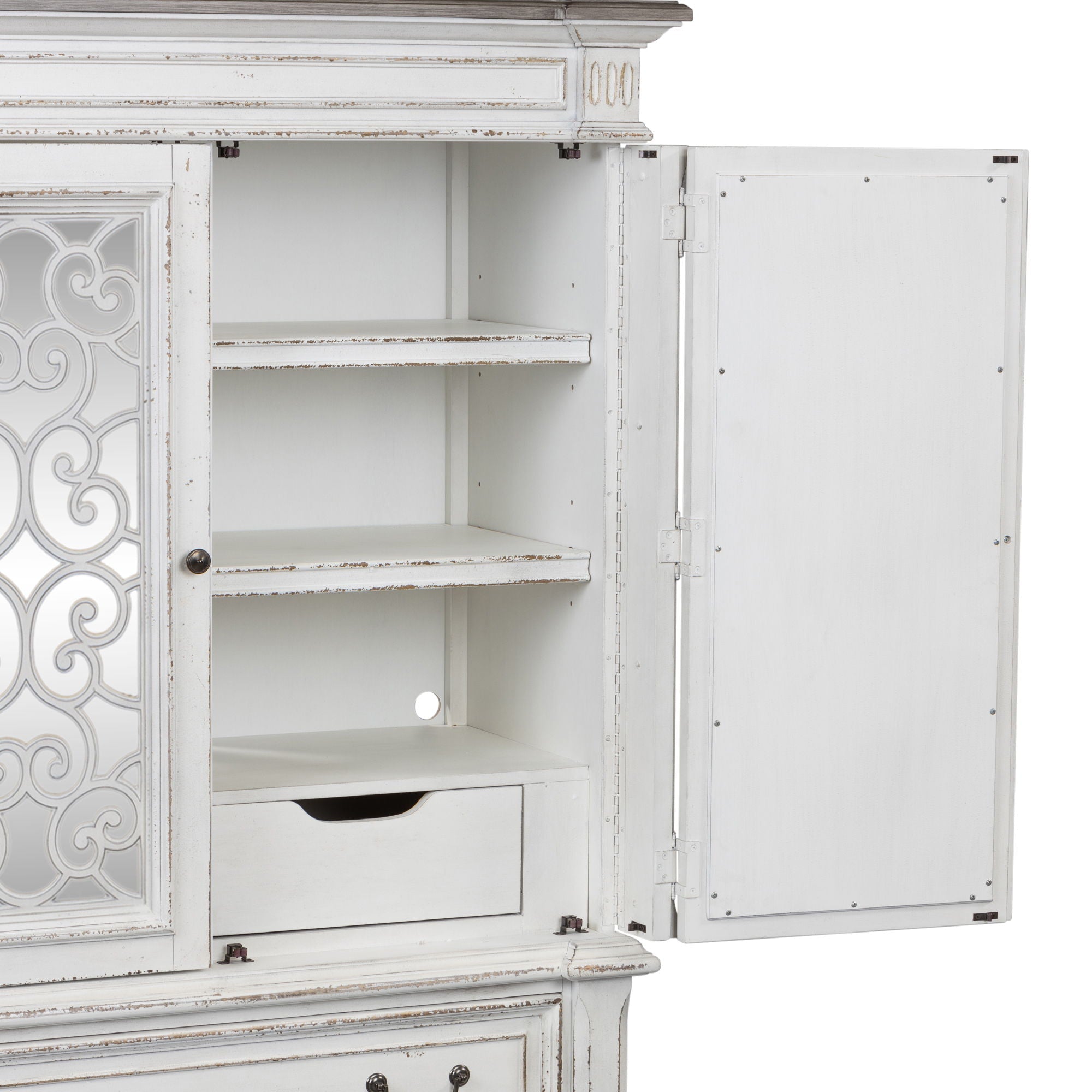 Commode à portes-miroirs – Blanc antique — La quincaillerie en anneau et poignée tombante en étain antique apporte la touche finale aux meubles.