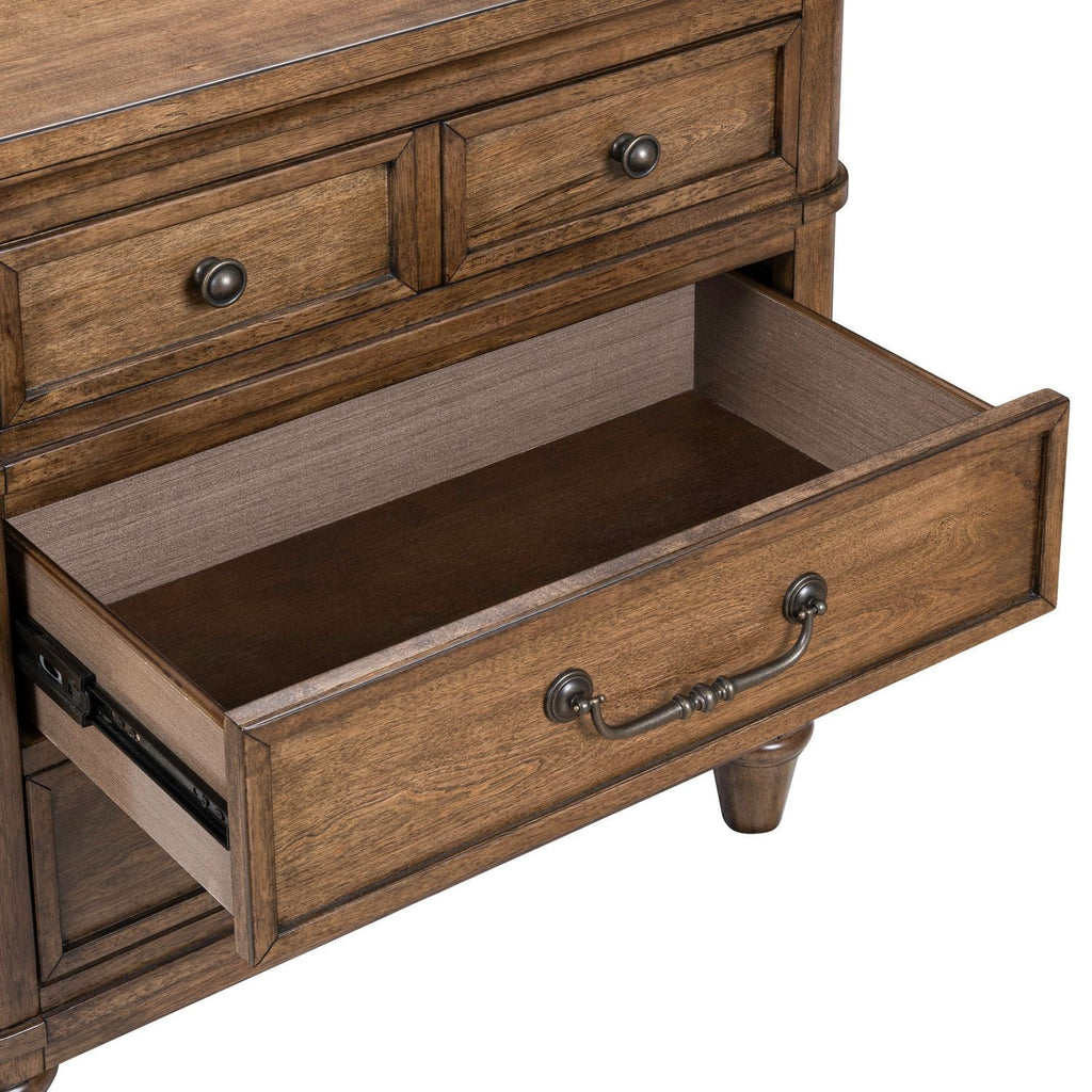 Table de nuit avec station de recharge - Sienna — Traditional Living offre des éléments de design classiques avec un sens du confort