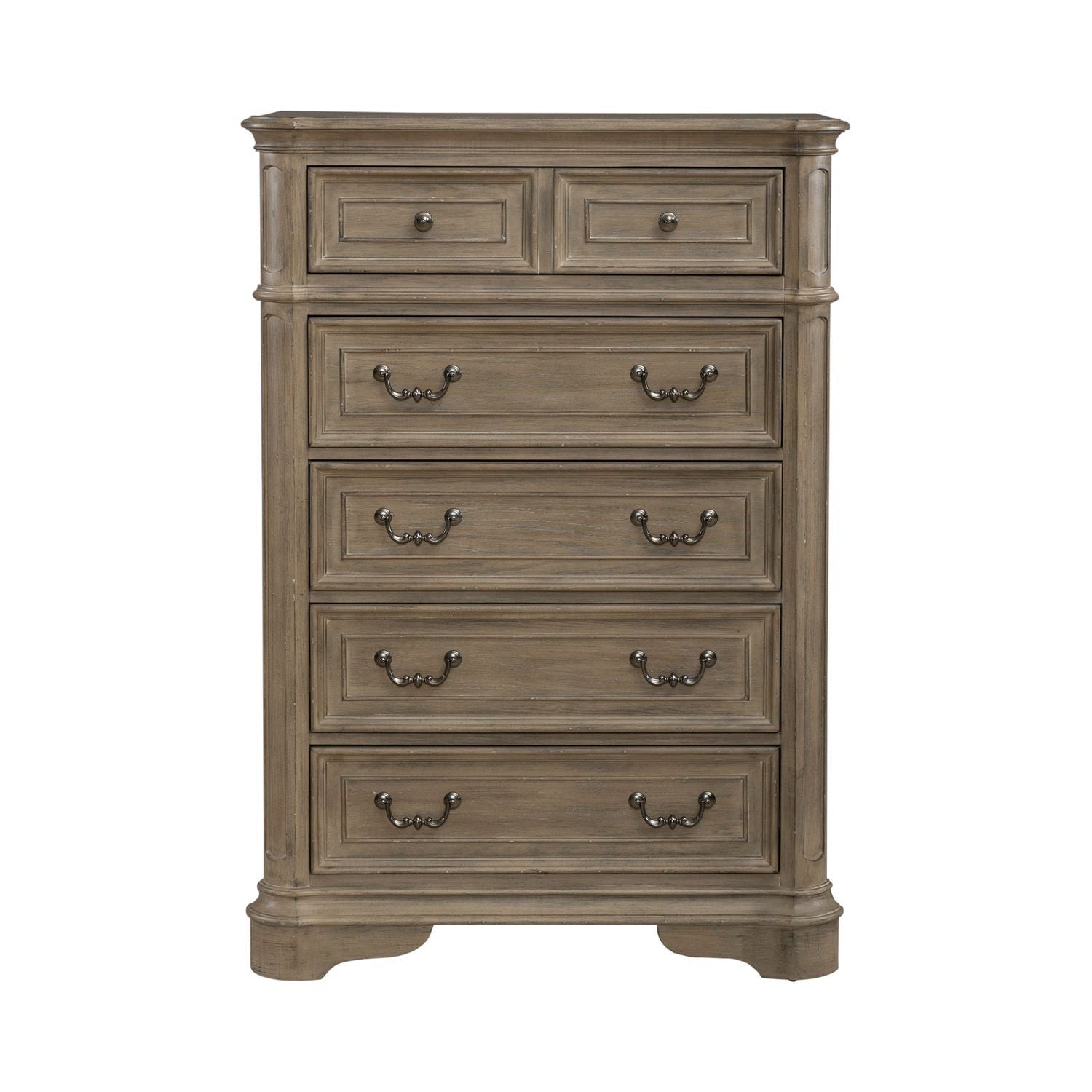 Commode 5 tiroirs — Des finitions antiques chaleureuses et un vieillissement artistique, associés à des dimensions généreuses, un ensemble à transmettre de génération en génération