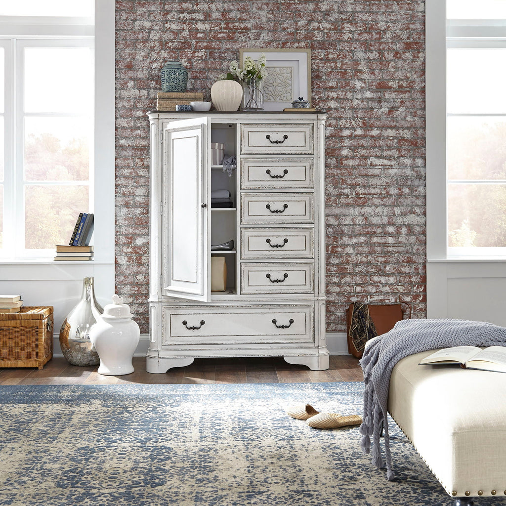 Maître-coffre – Blanc antique — Le mélange d'influences européennes crée un style vraiment unique pour tout espace de vie